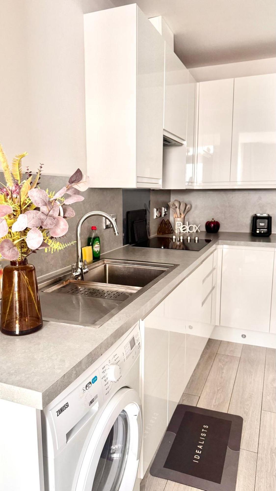 Stunning 2br In The Heart Of Chelsea London
